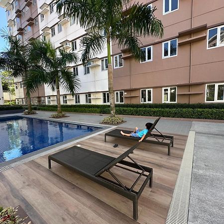 Starlight Suites Trece Martires Exterior foto