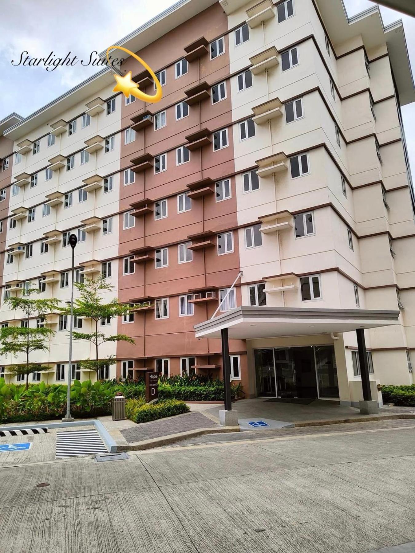 Starlight Suites Trece Martires Exterior foto
